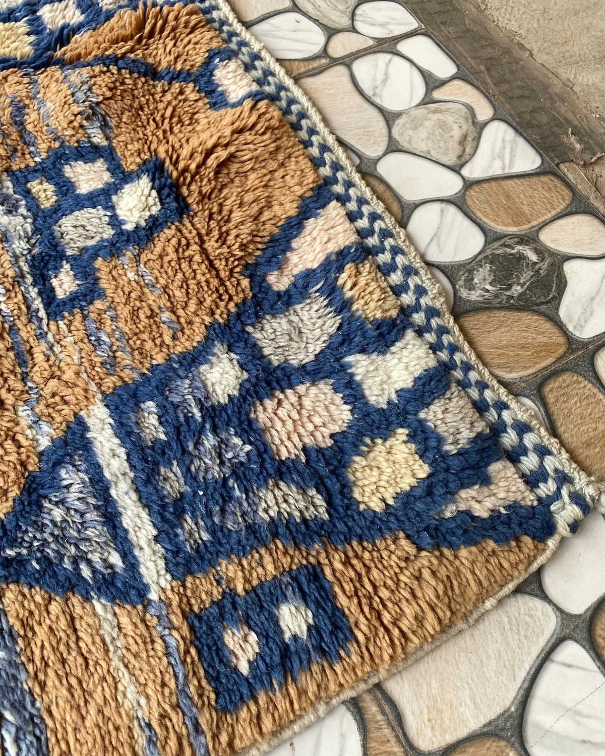 Navy Blue Stripe Moroccan Rug, close-up of the pattern in the wool