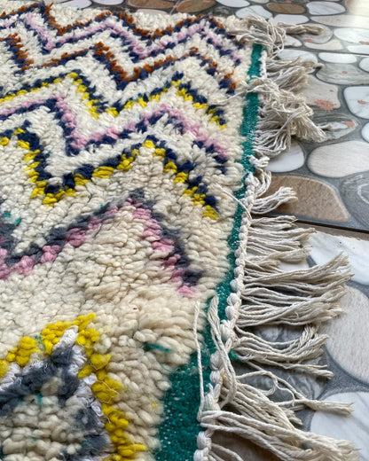 Multicolor Zigzag Moroccan Rug, close-up of the hand-knotted wool pile