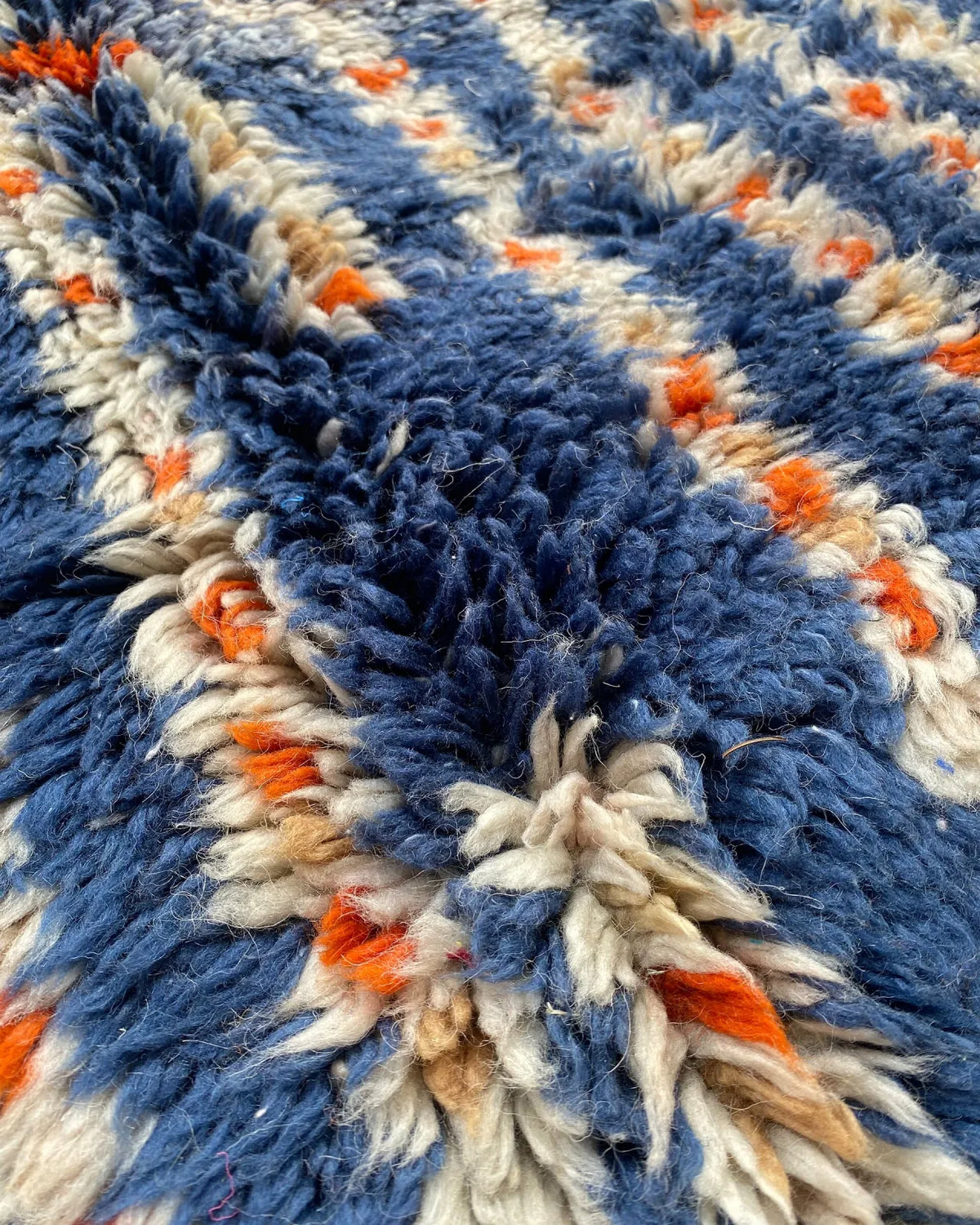 Navy Blue Stripe Moroccan Rug, close-up of the hand-knotted wool pile