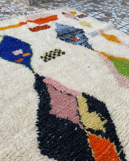 Painted Diamond Azilal Rug, close-up of the hand-knotted wool pile