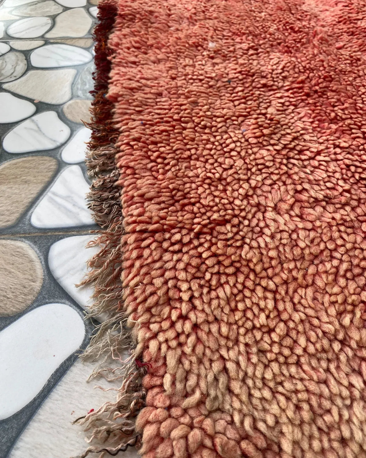 Rust Red Plain Beni Ourain Rug, detail of the pile and the woven edge