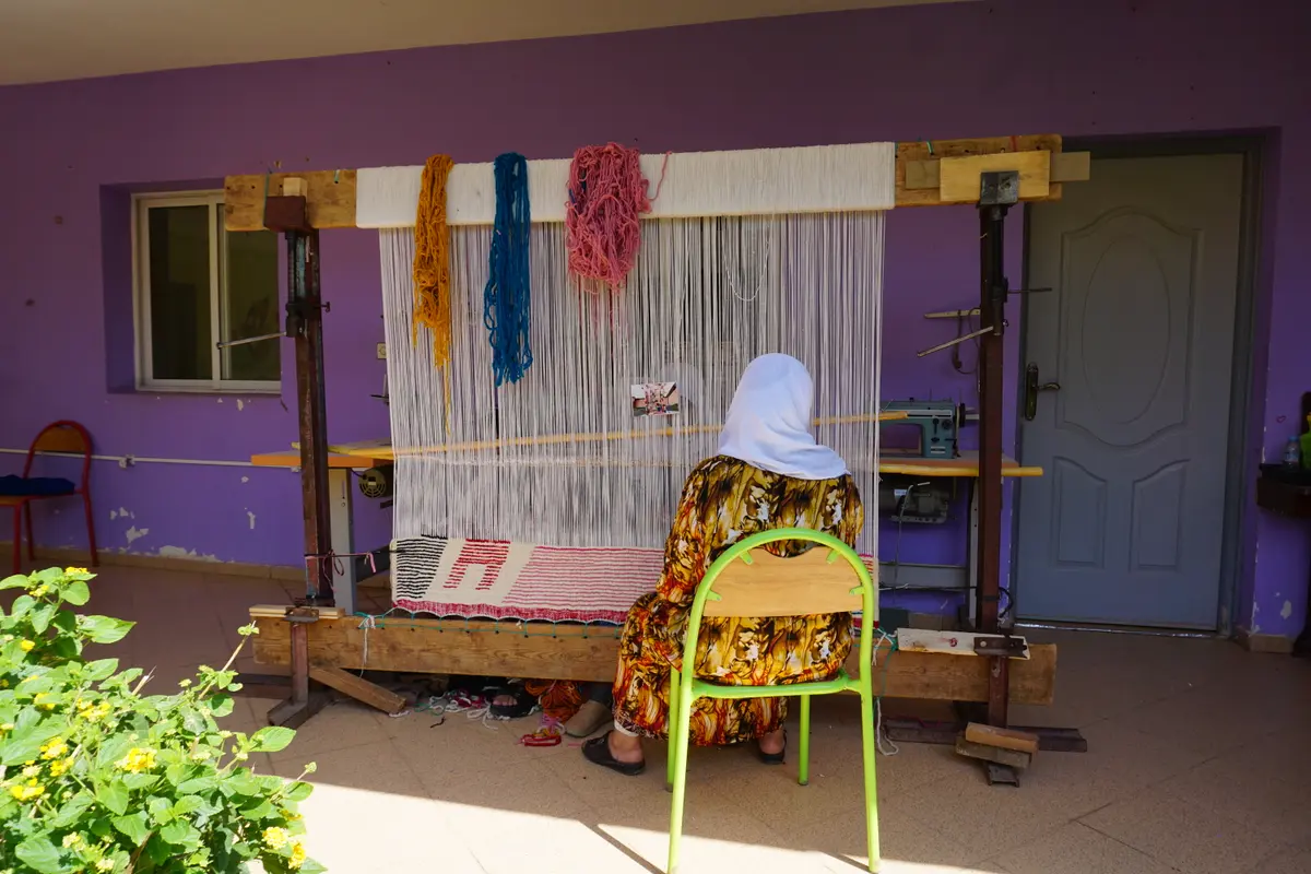 Moroccan weaving process