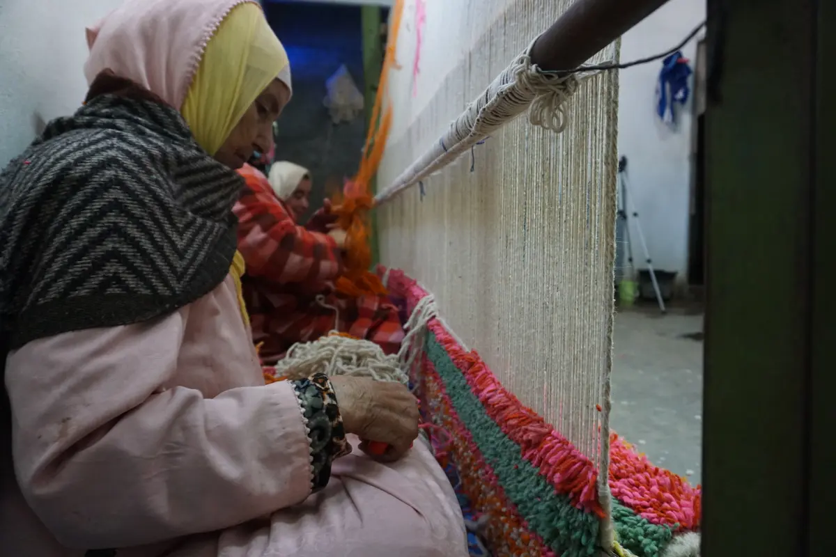 Wool dyeing process